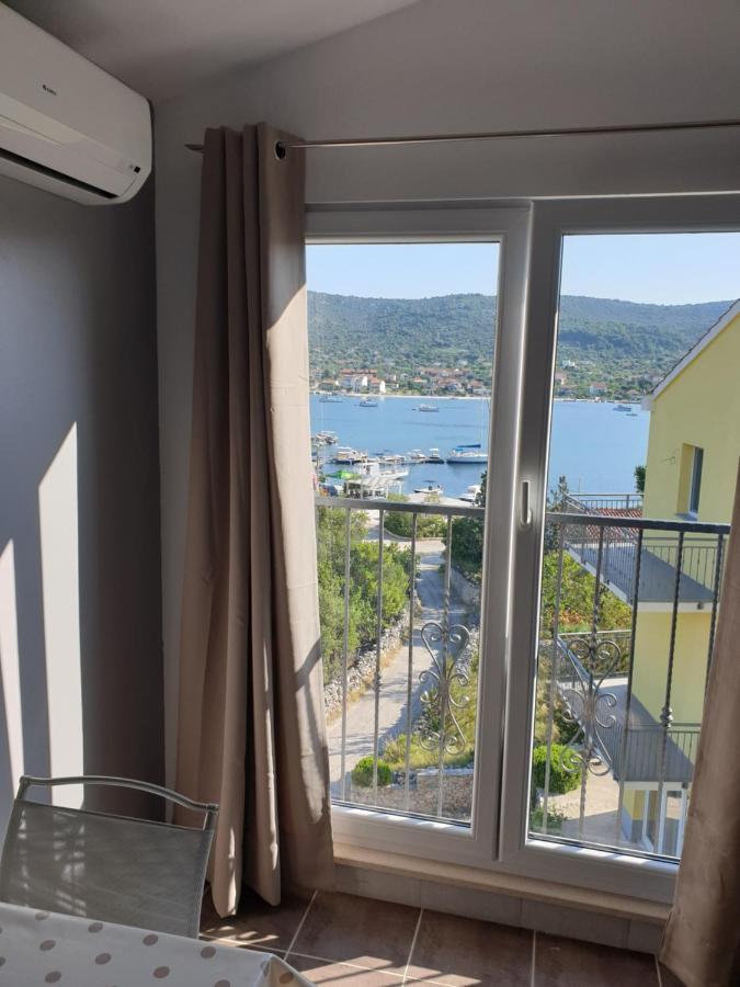 Apartments Zdenka Винишче Экстерьер фото