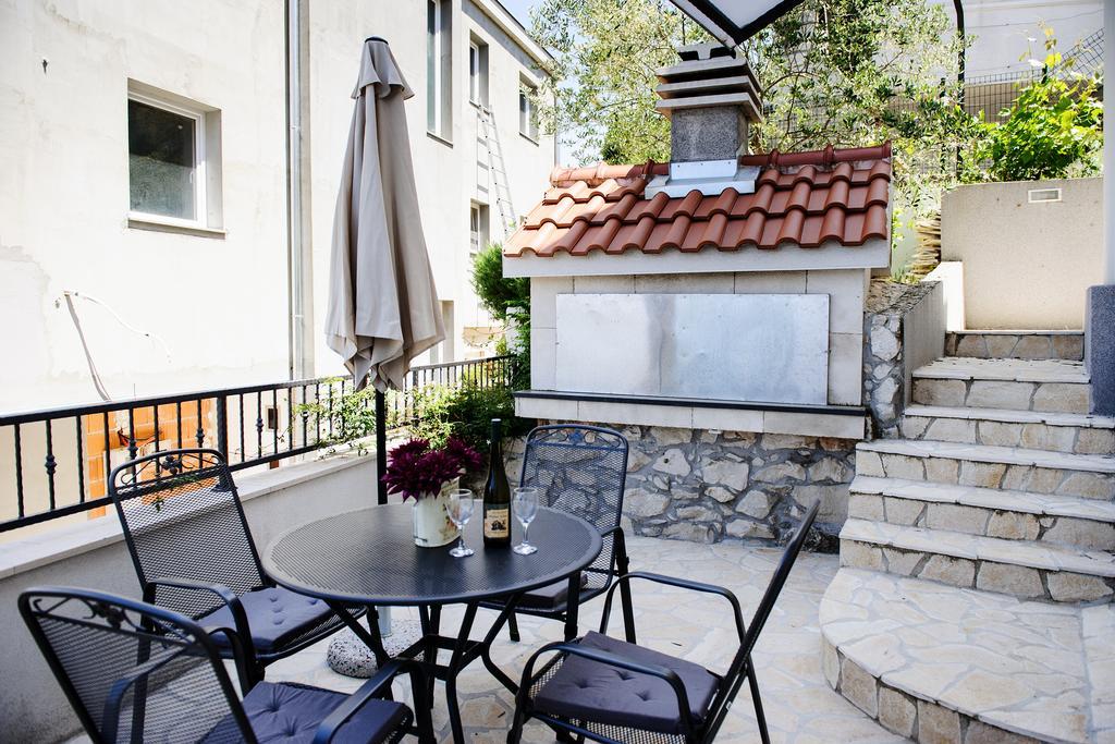 Apartments Zdenka Винишче Экстерьер фото