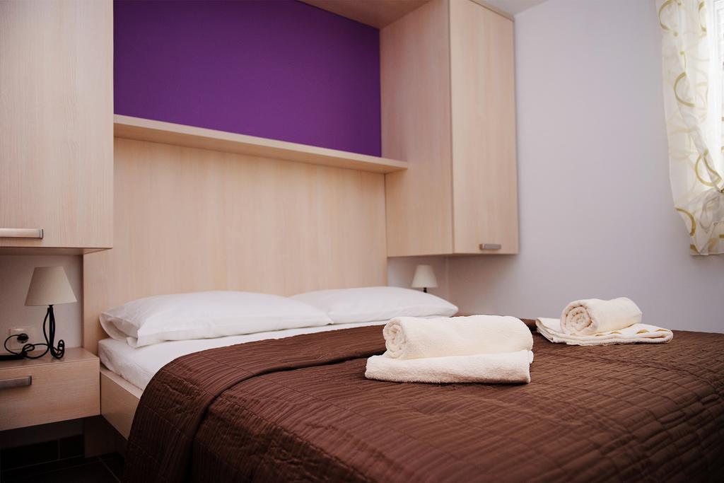Apartments Zdenka Винишче Экстерьер фото