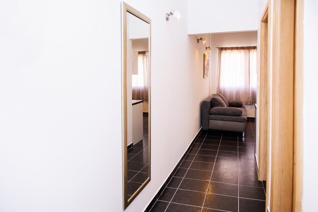 Apartments Zdenka Винишче Экстерьер фото