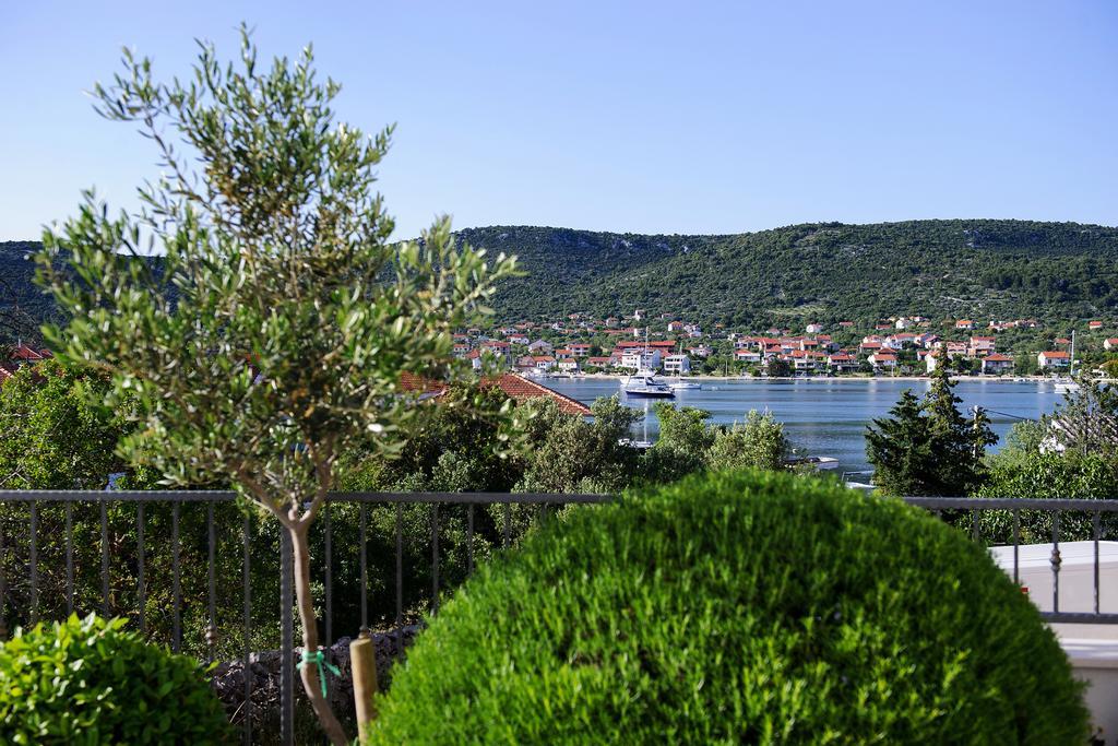 Apartments Zdenka Винишче Экстерьер фото